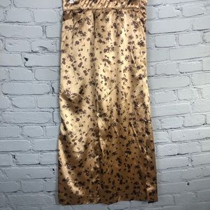 Zara Women Floral Print Skirt . Size: XS Brown and Beige .